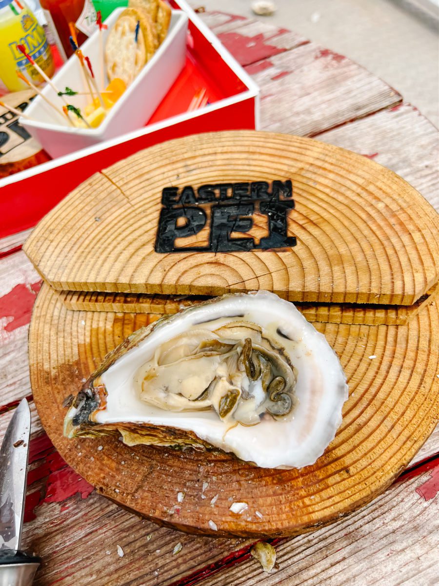 Experience PEI oyster