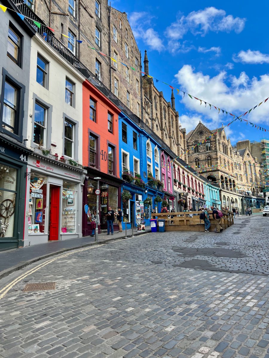 Victoria Street in Edinburgh