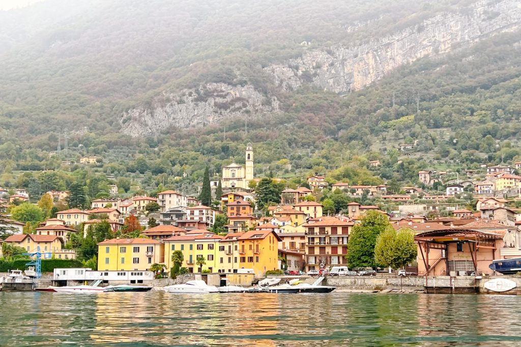 Town on the shores of Lake Como
