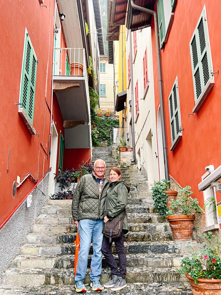 Couple on steps in Varenna