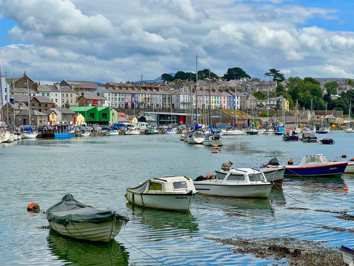 Caernarfon harbor