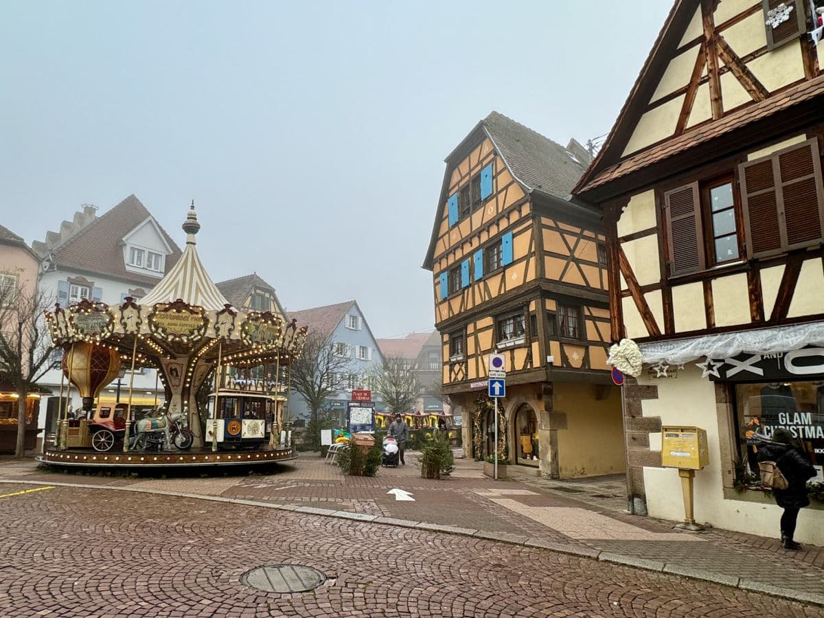 square in Obernai with carousel and half-timbered houses