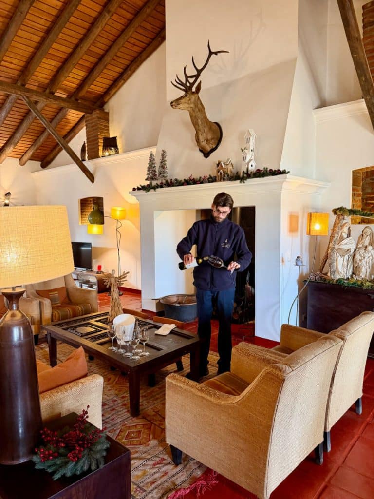 Herdade do Sobroso main lodge wine welcome