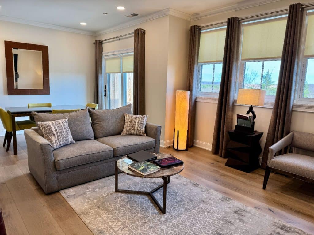 The Preserve Hilltop Lodge living room