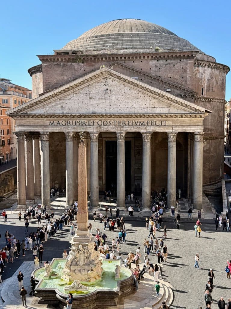 Pantheon and Piazza della Rotunda from above