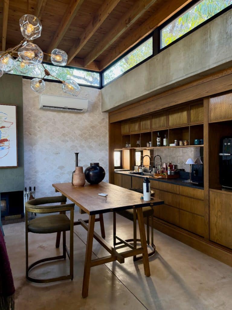 Lion Sands Ivory Lodge suite kitchen