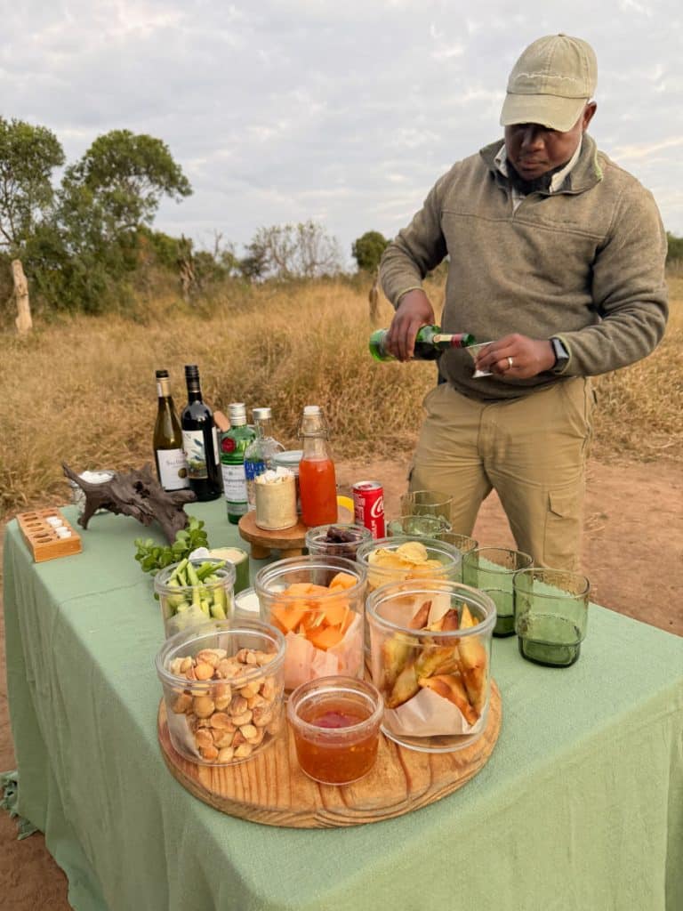 Monwana sundowners table with drinks and snacks