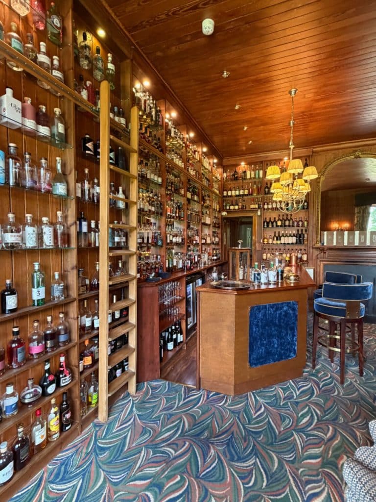 Torridon whisky bar